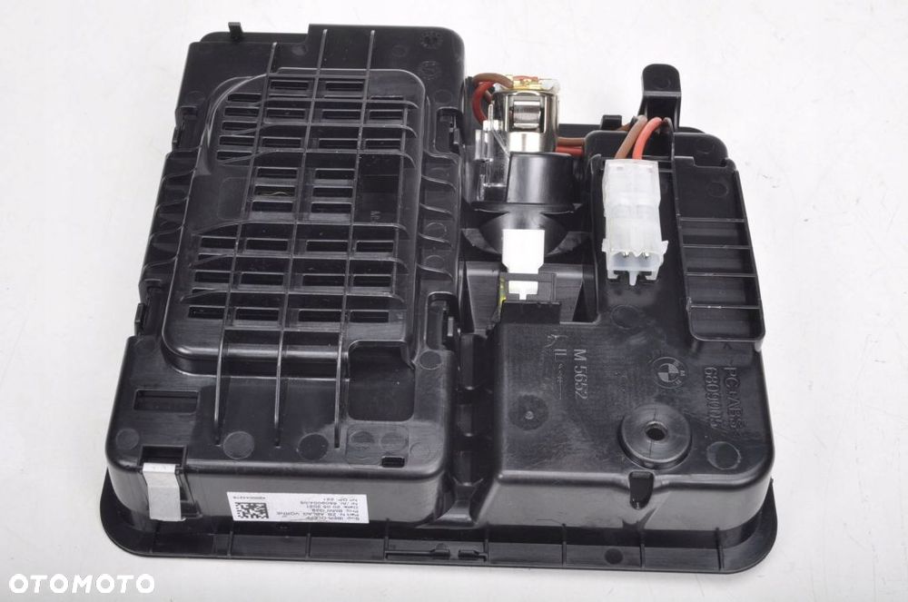 BMW G29 WEJŚCIE GNIAZDO USB ZAPALNICZKI 21R UK - 5