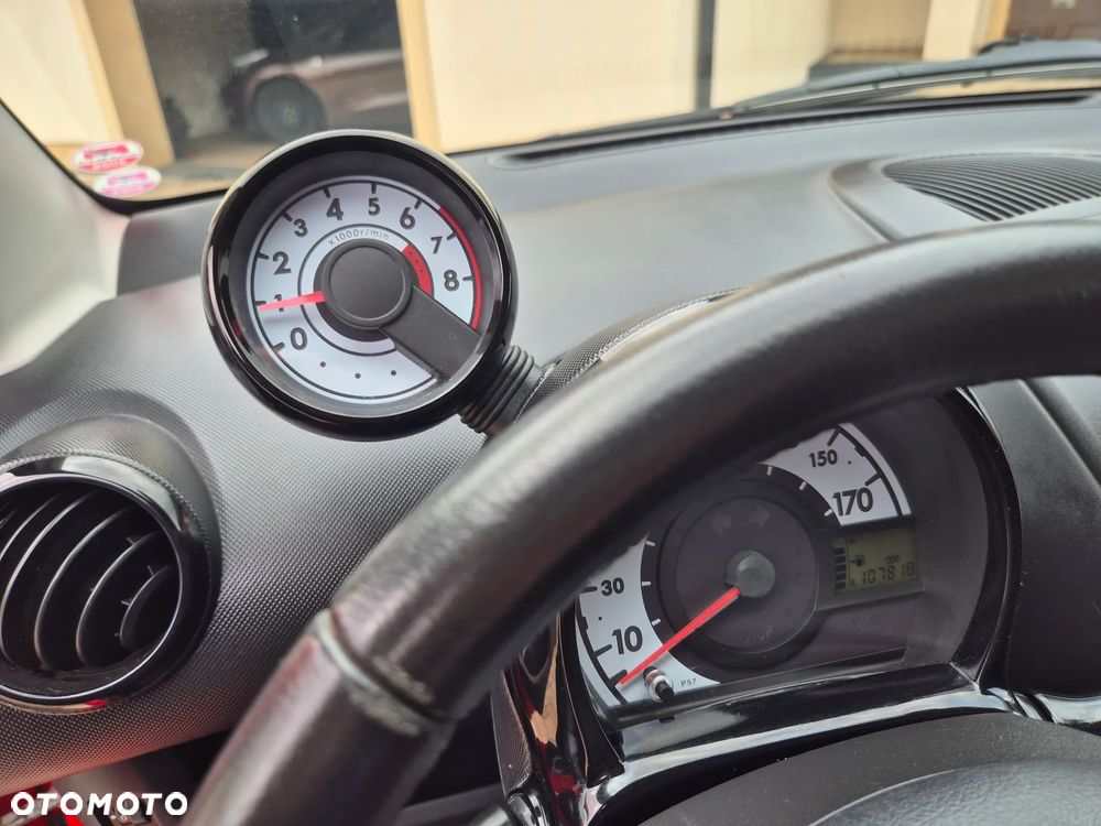Toyota Aygo - 16