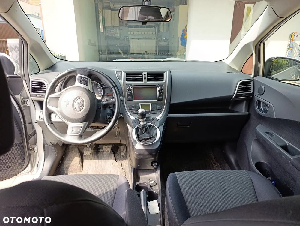 Toyota Verso S 1.33 VVT-i Life - 9