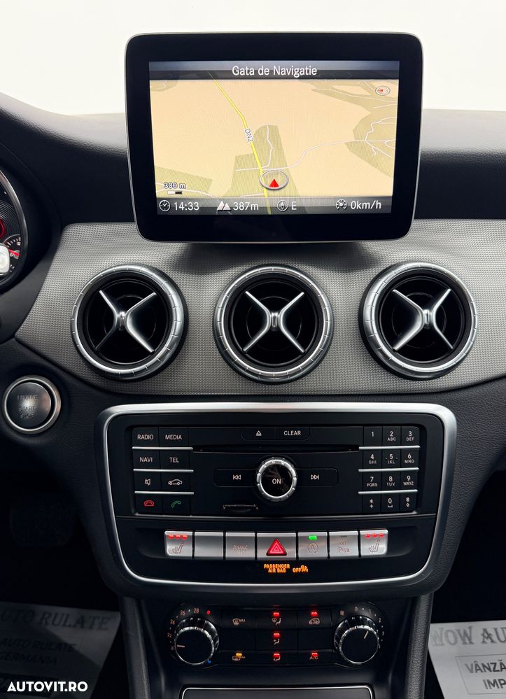 Mercedes-Benz CLA 180 7G-DCT AMG Line - 24