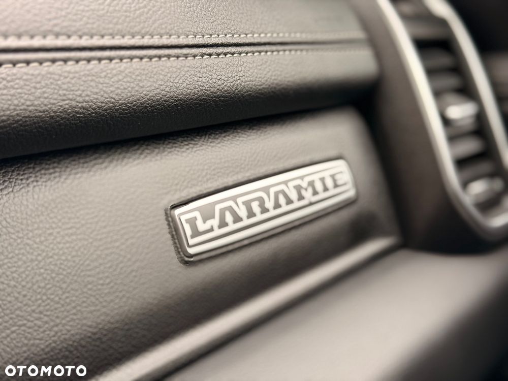 RAM 1500 5.7 Crew Cab Shortbed Laramie Sport - 29