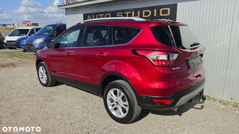 Ford Kuga 1.5 EcoBoost 2x4 Titanium - 38