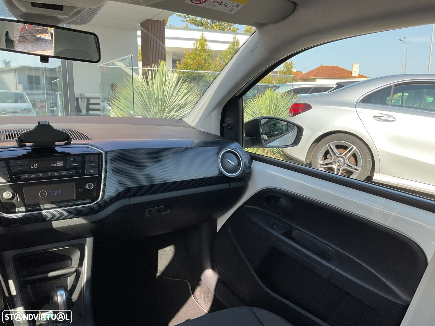 VW e-Up! Confort - 27