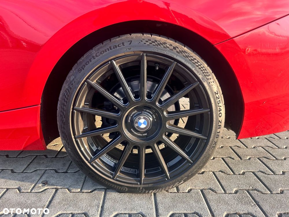 BMW Seria 2 218d - 6