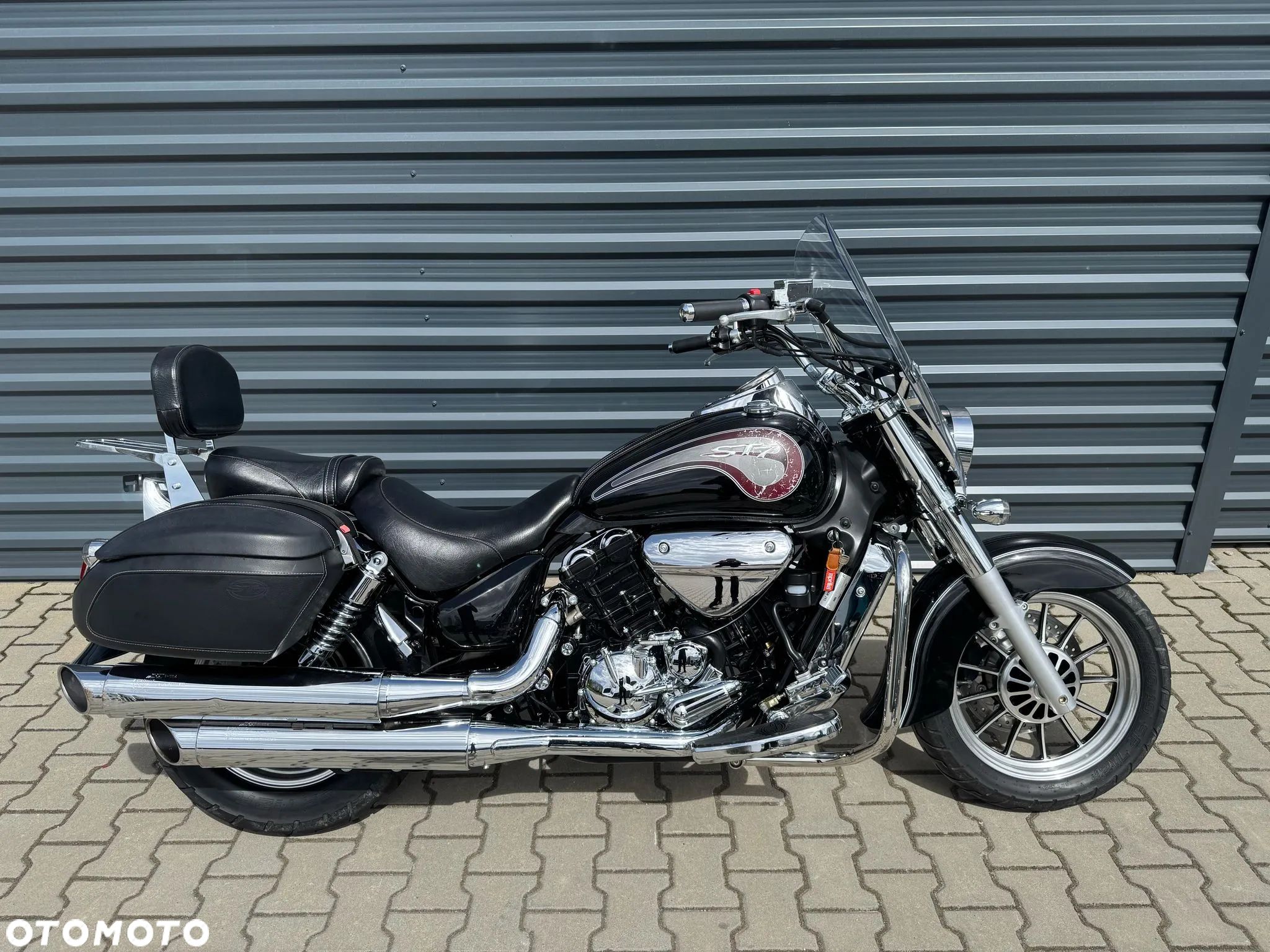 Hyosung Inny - 1