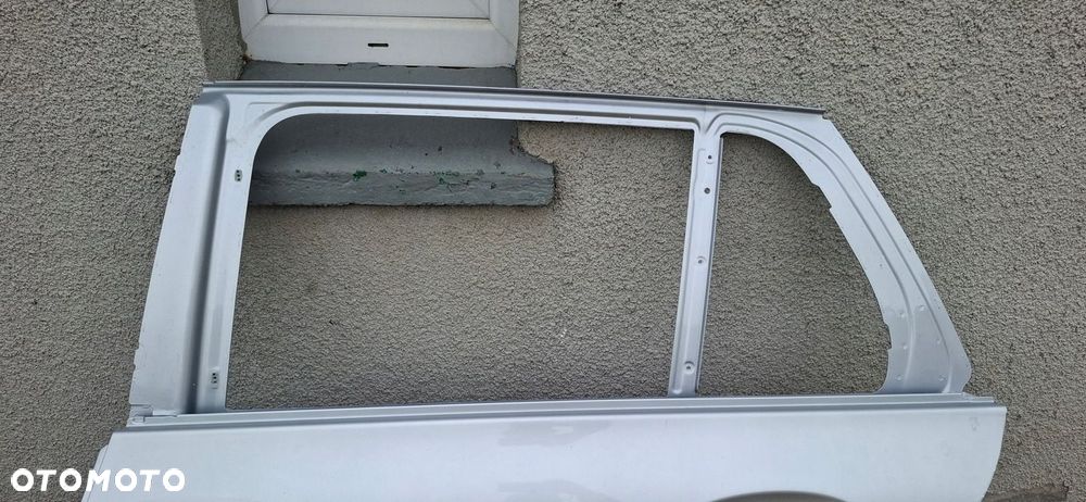 MERCEDES E-KLASA W213 KOMBI 2016- drzwi lewy tył A2137320107 - 3