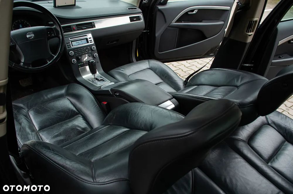 Volvo S80 2.4D Momentum - 24