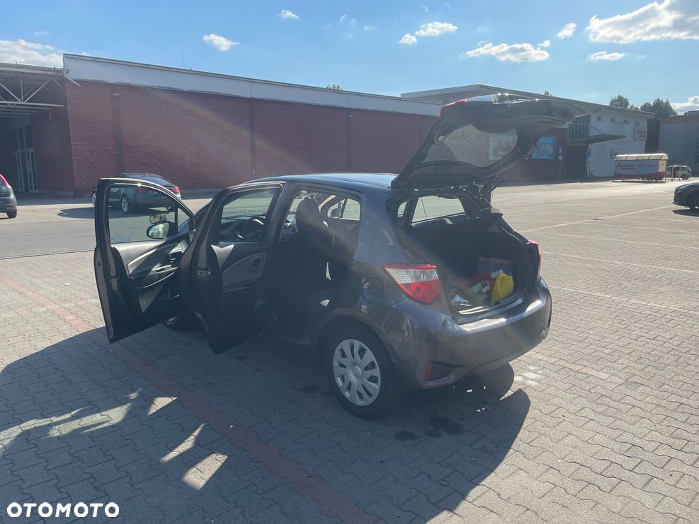 Toyota Yaris 1.5 Dynamic - 7