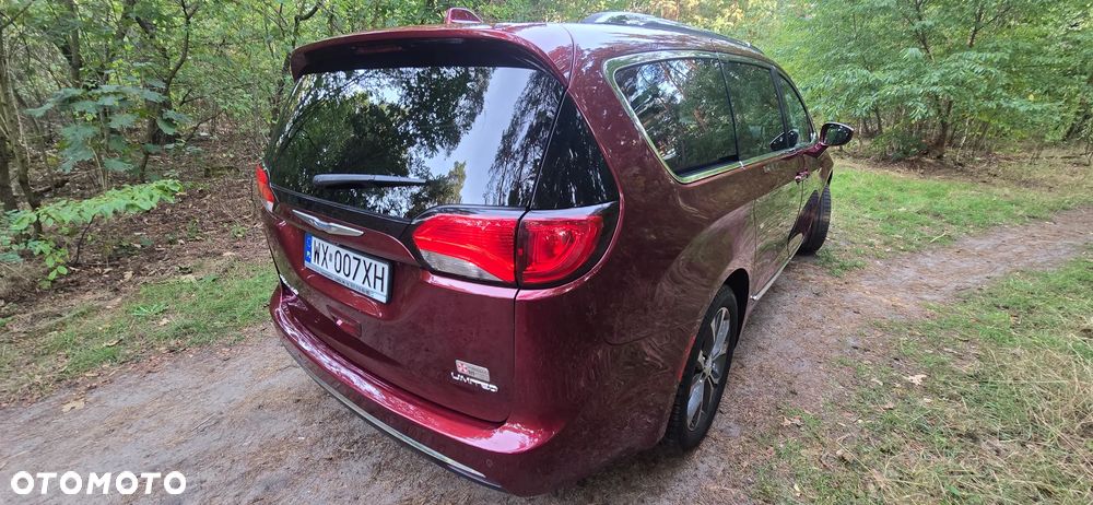 Chrysler Pacifica - 6