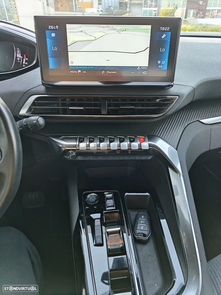 Peugeot 3008 BlueHDi 130 Stop & Start EAT8 Allure - 4