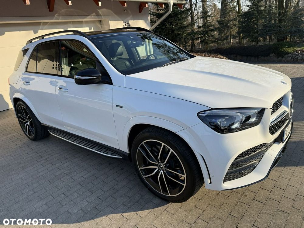 Mercedes-Benz GLE - 1
