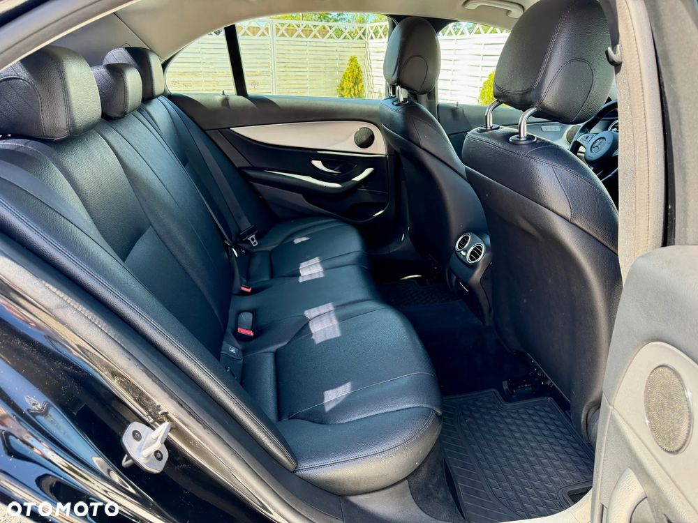 Mercedes-Benz Klasa E 200 d 9G-TRONIC Avantgarde - 21