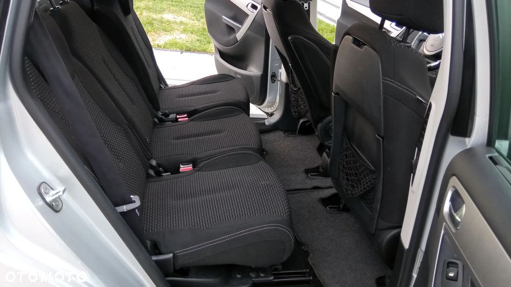 Citroën C4 Grand Picasso - 17