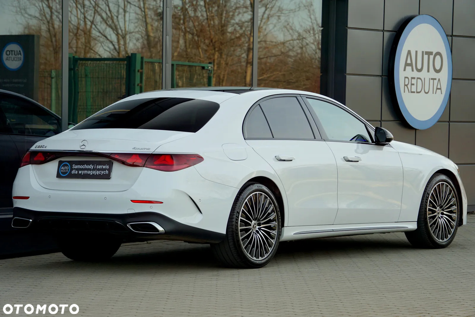 Mercedes-Benz Klasa E 220 d 4Matic 9G-TRONIC Edition AMG Line - 6