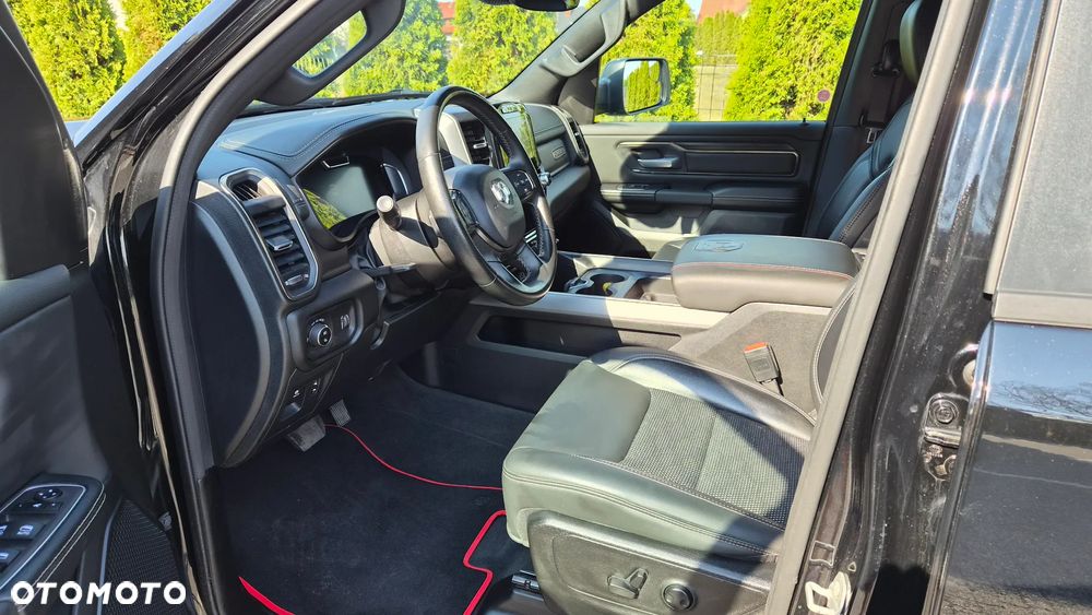 RAM 1500 Crew Cab Longbed Laramie - 29