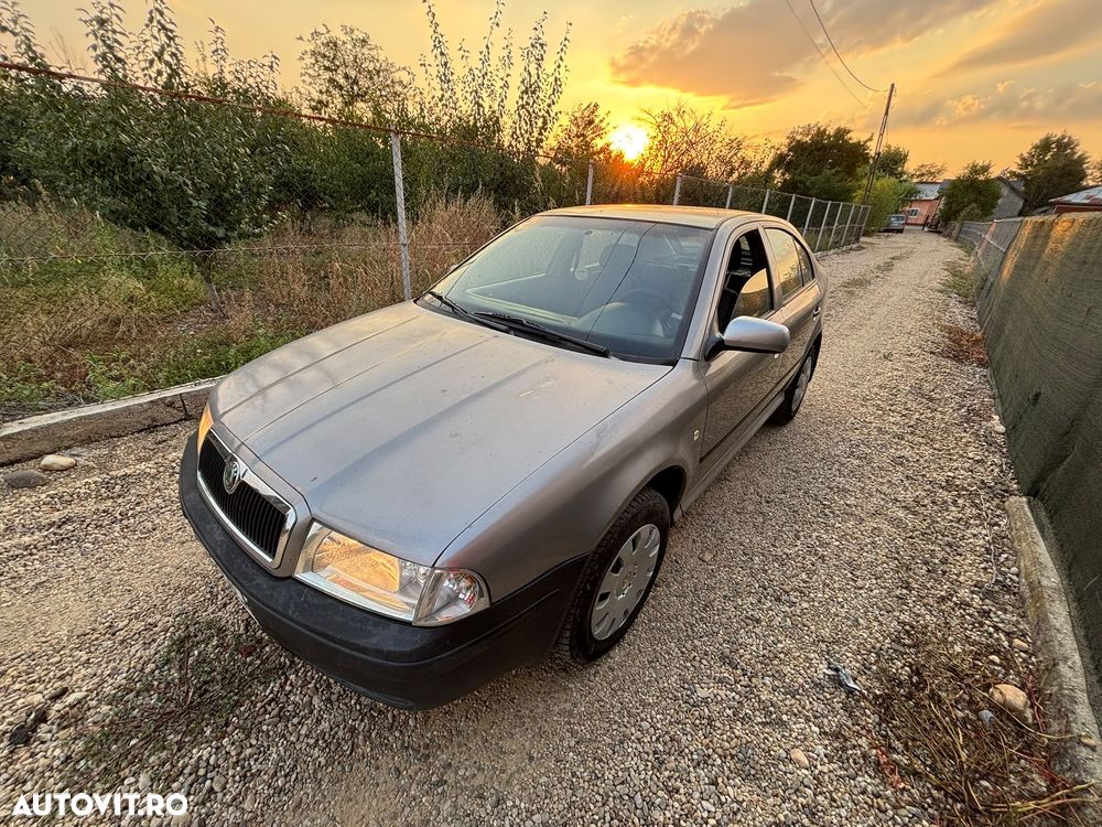 Skoda Octavia - 1