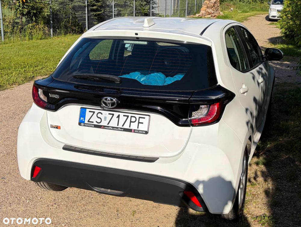Toyota Yaris 1.5 Comfort - 2