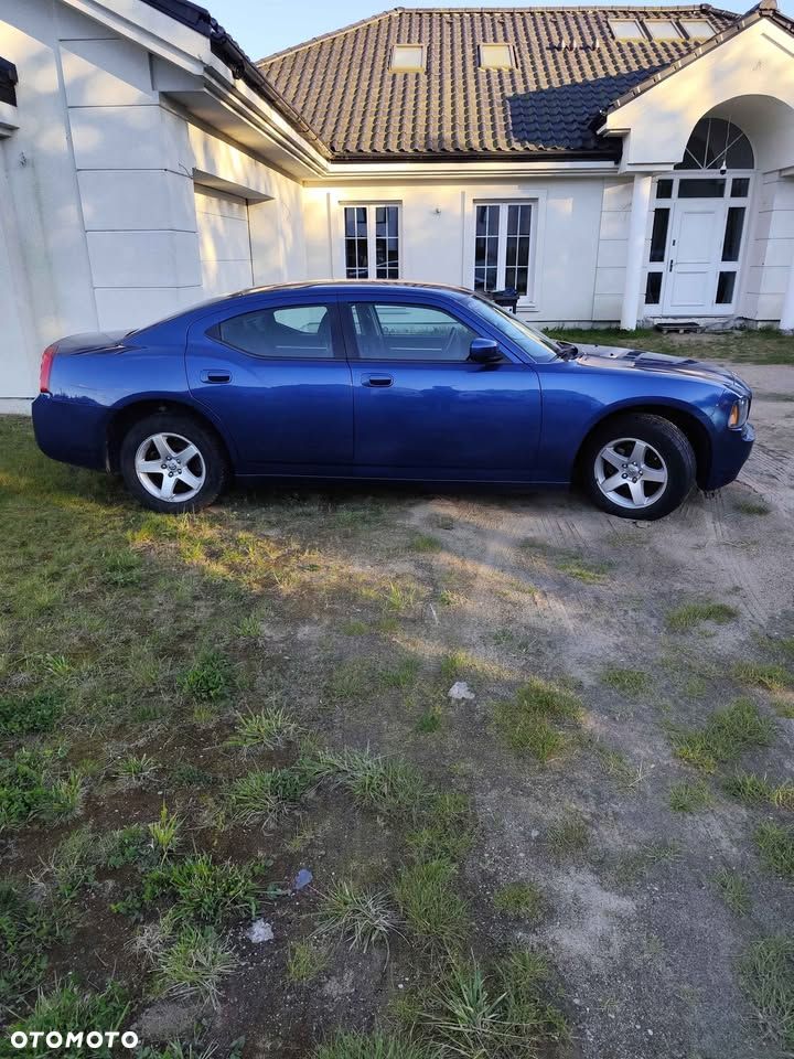 Dodge Charger 2.7 V6 SE - 2