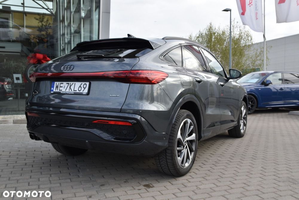 Audi Q5 Sportback - 5