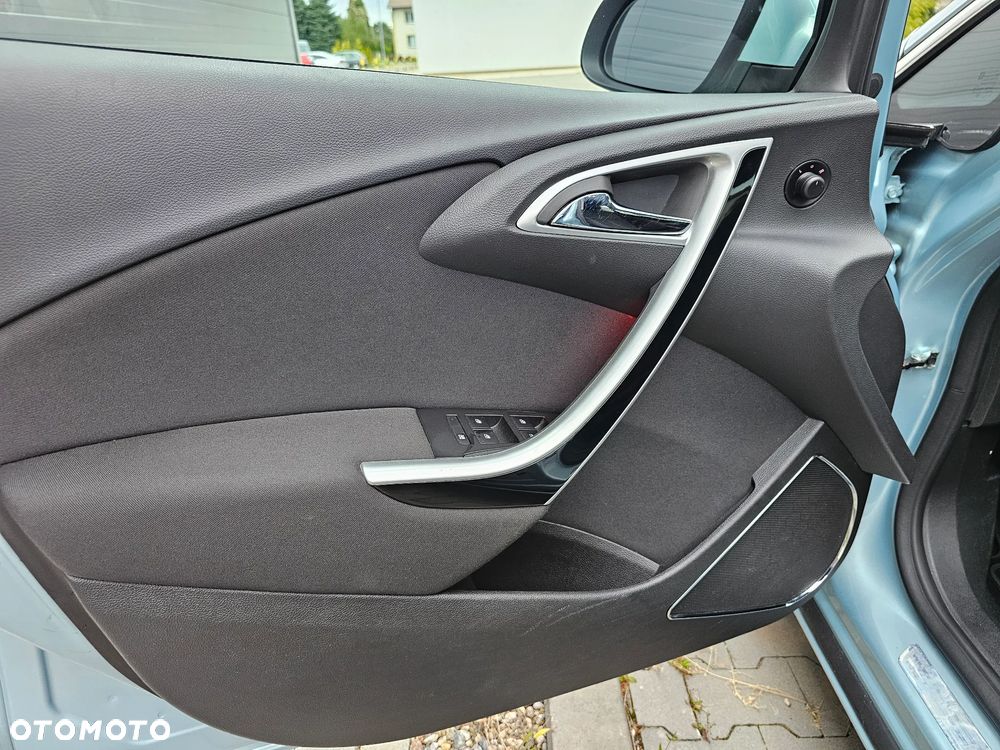 Opel Astra 1.4 ecoFLEX Cosmo - 20