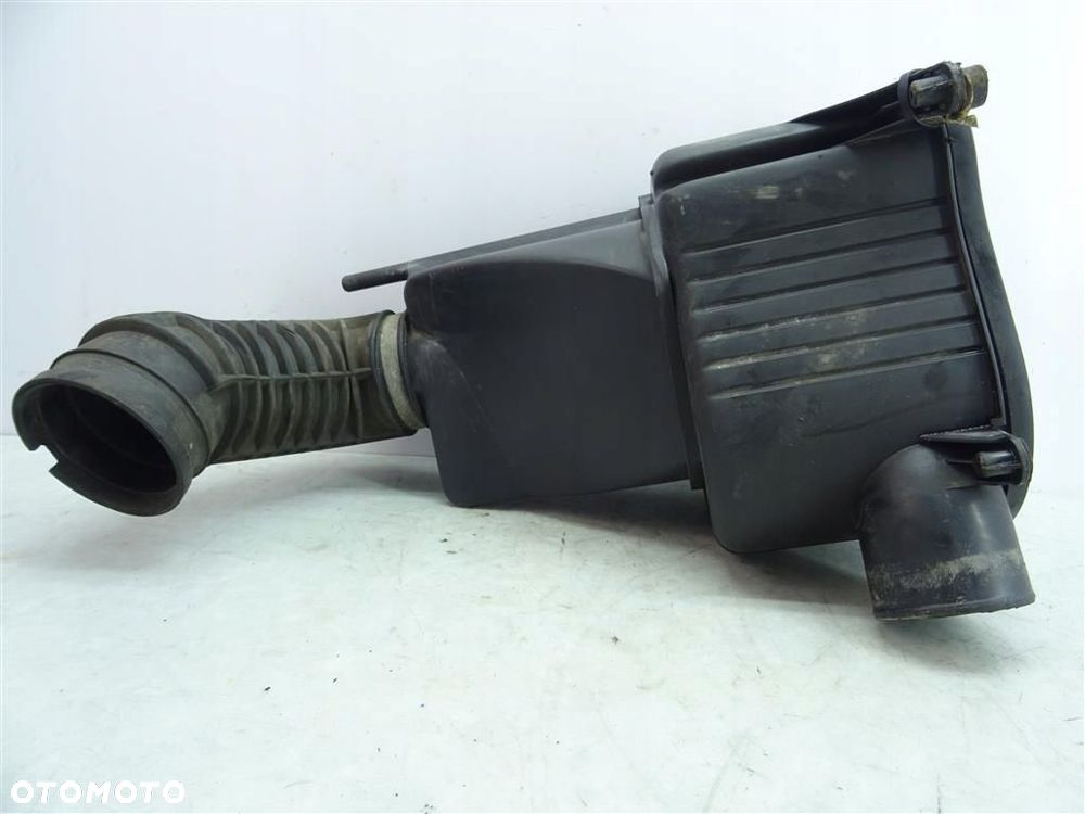 Filtr powietrza obudowa Saab 95 I 1997-2005 TURBO B 4572483 ORYGINAŁ 4614685900 - 1