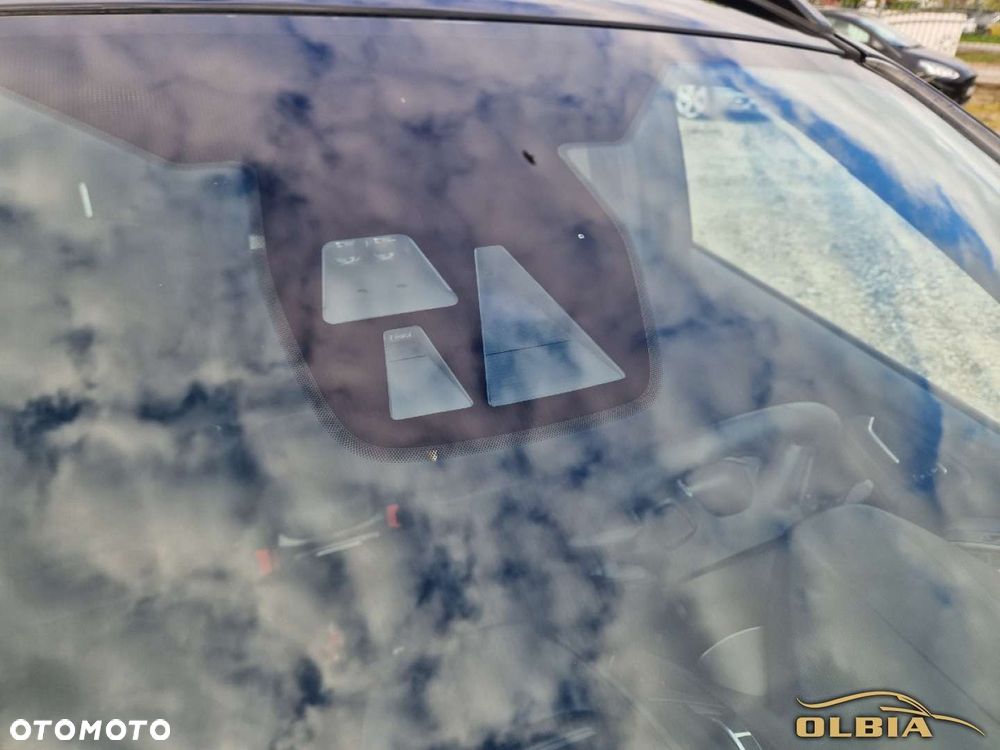Ford Kuga - 37