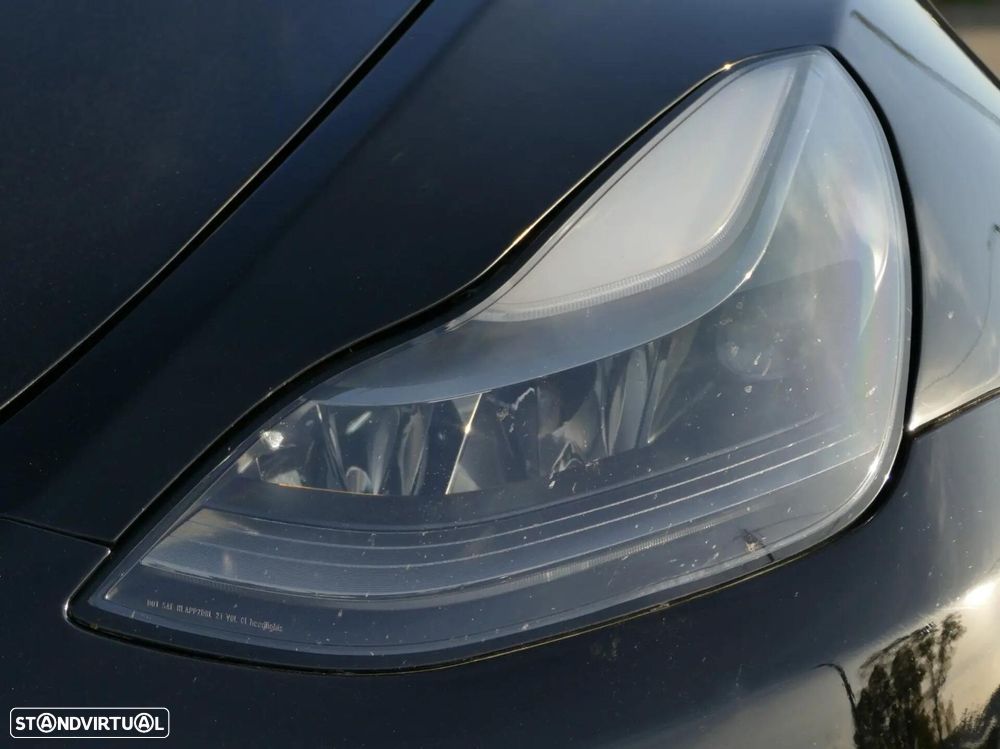 Tesla Model Y Standard - 11