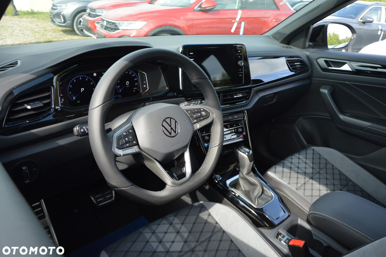 Volkswagen T-Roc - 10