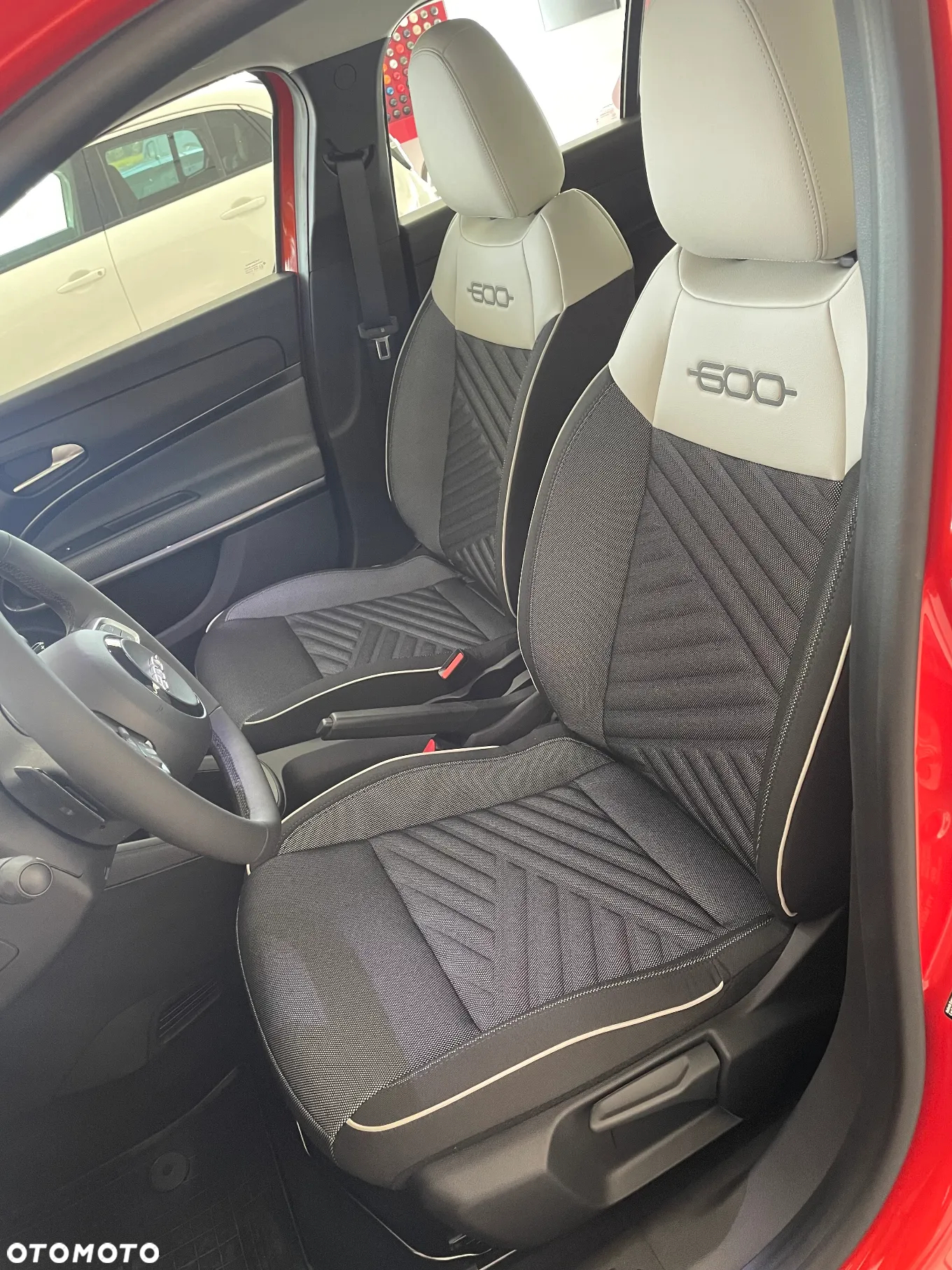 Fiat 600 ver-1-2-turbo-hybrid-edct - 10