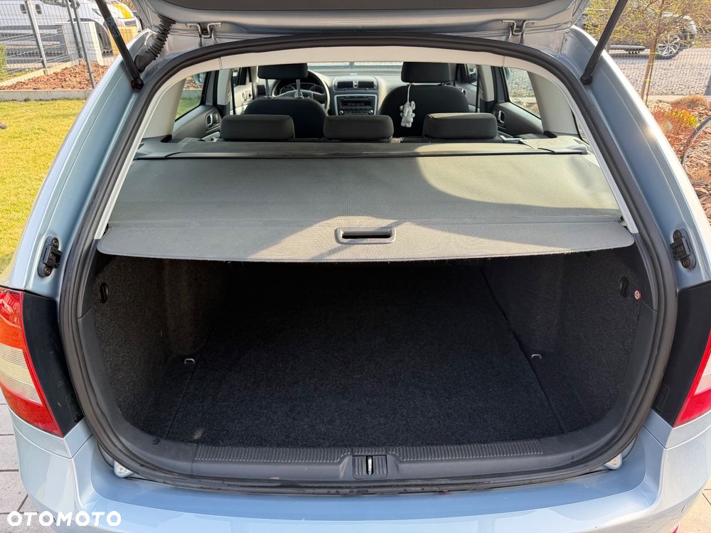 Skoda Octavia 1.6 Combi Style - 15