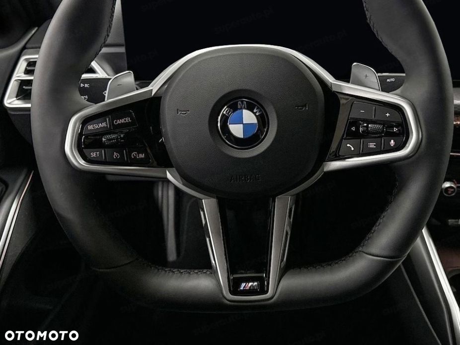BMW Seria 3 318i M Sport - 11