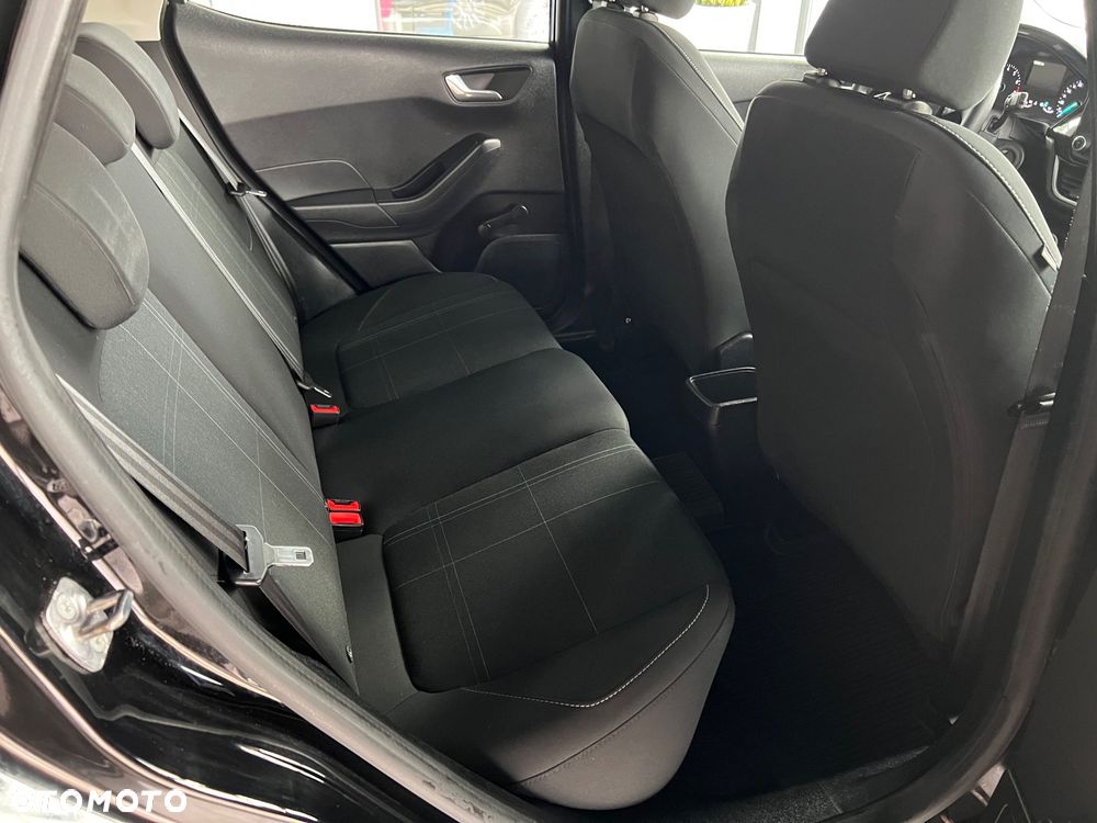 Ford Fiesta - 34