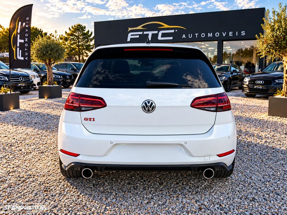 VW Golf - 5