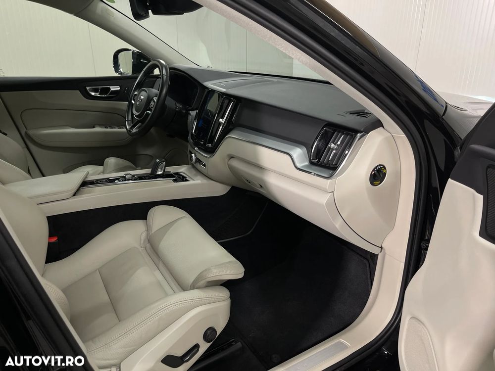 Volvo XC 60 Recharge T8 Twin Engine eAWD Inscription - 10