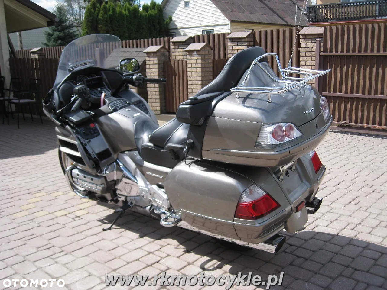 Honda GL - 5