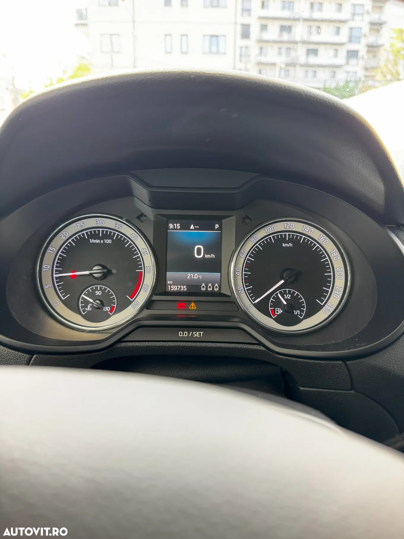 Skoda Octavia 1.6 TDI DSG Ambition - 10