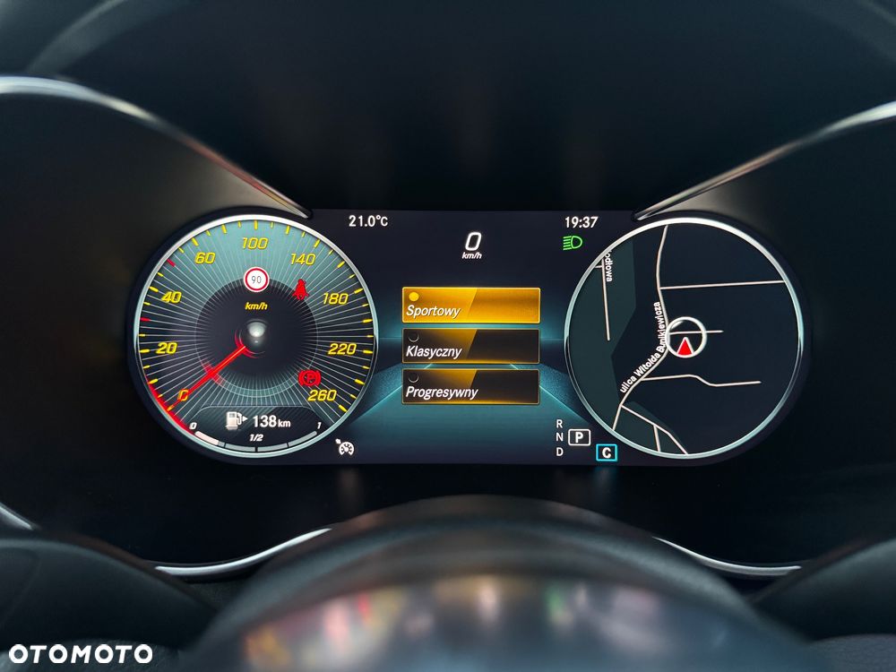 Mercedes-Benz Klasa C 220 d 4MATIC 9G-TRONIC - 26