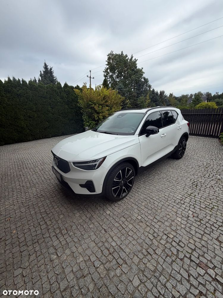 Volvo XC 40 - 3