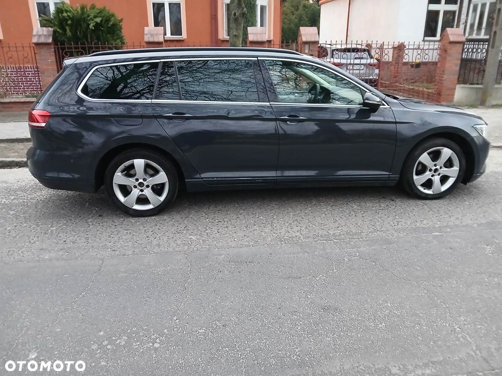Volkswagen Passat 2.0 TDI (BlueMotion Technology) Comfortline - 20