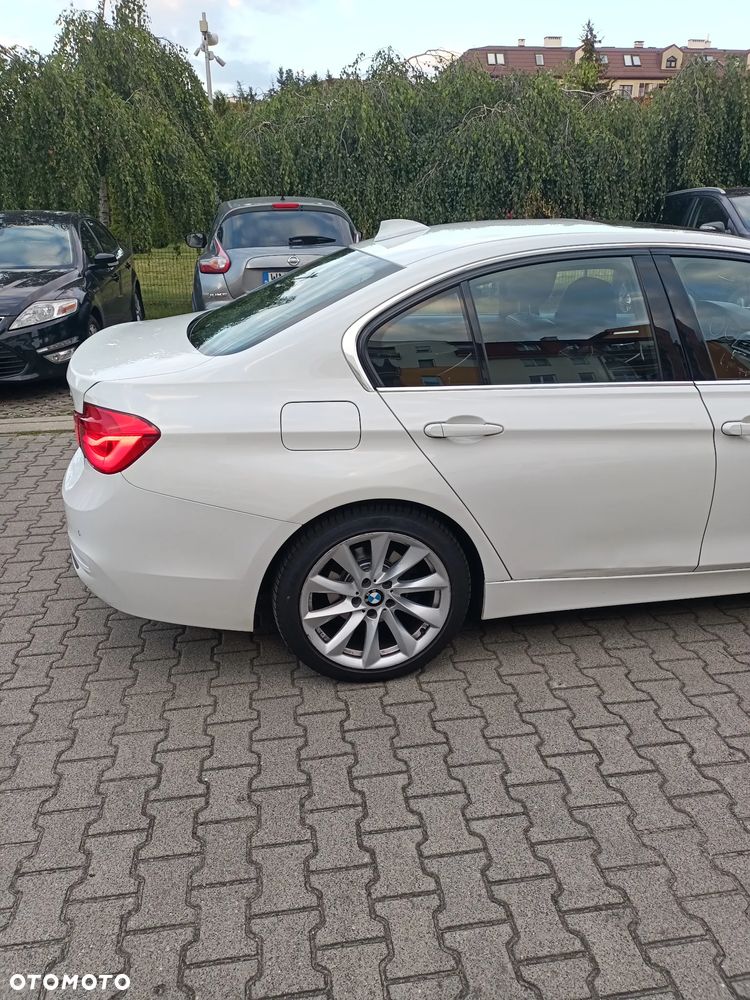 BMW Seria 3 - 20