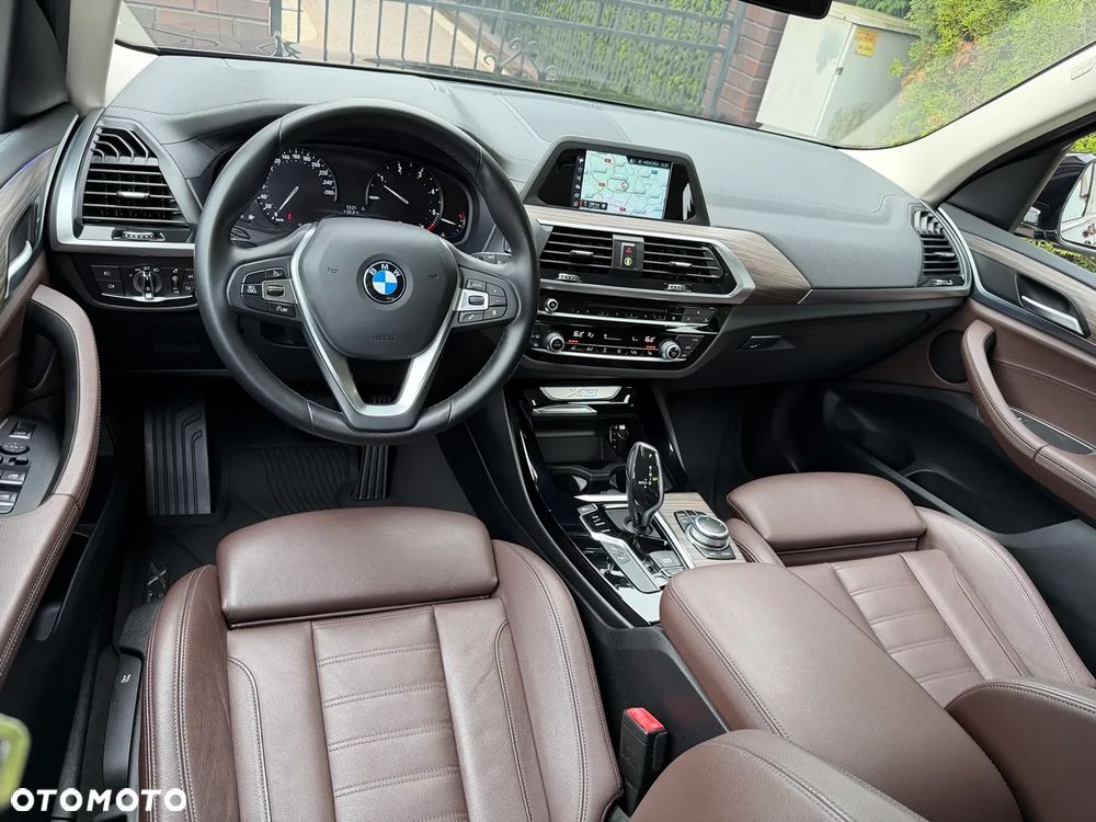 BMW X3 xDrive20d sport - 32