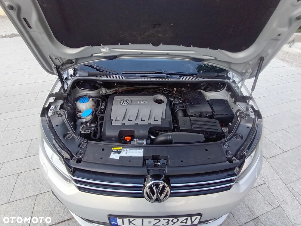 Volkswagen Touran 1.6 TDI DPF BlueMotion Technology MATCH - 34