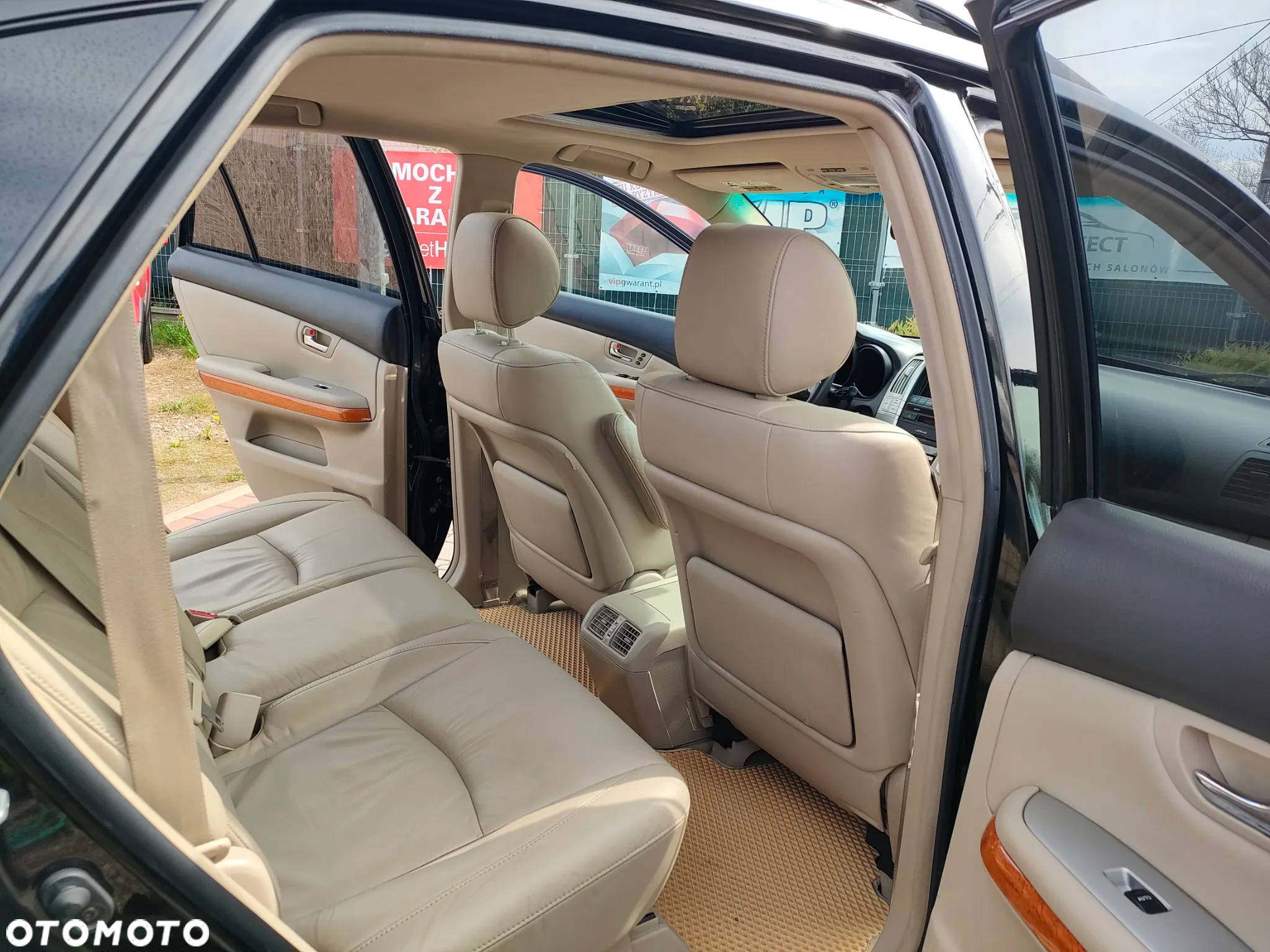 Lexus RX - 16