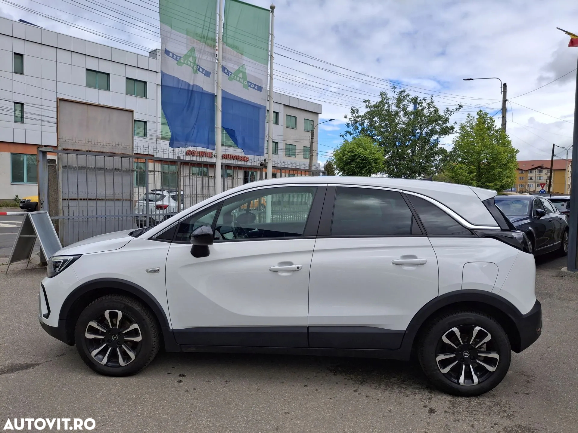 Opel Crossland 1.5 Diesel Business Elegance - 21