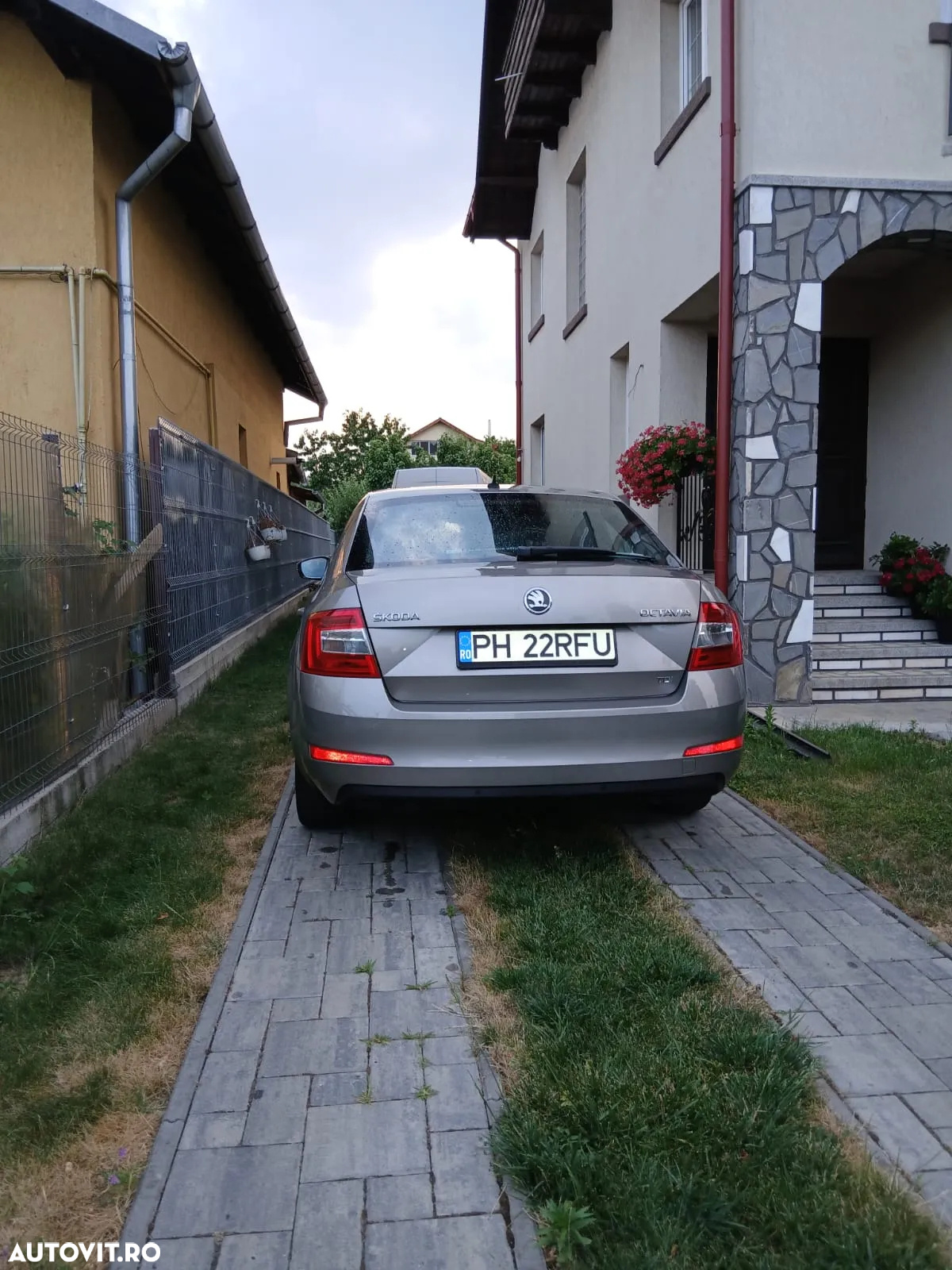 Skoda Octavia 1.6 TDI Ambiente - 5