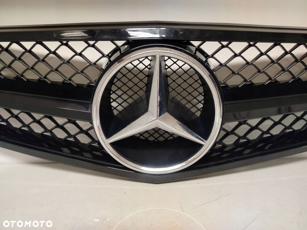mercedes w207 09r- grill atrapa chłodnicy a2078880260 - 3