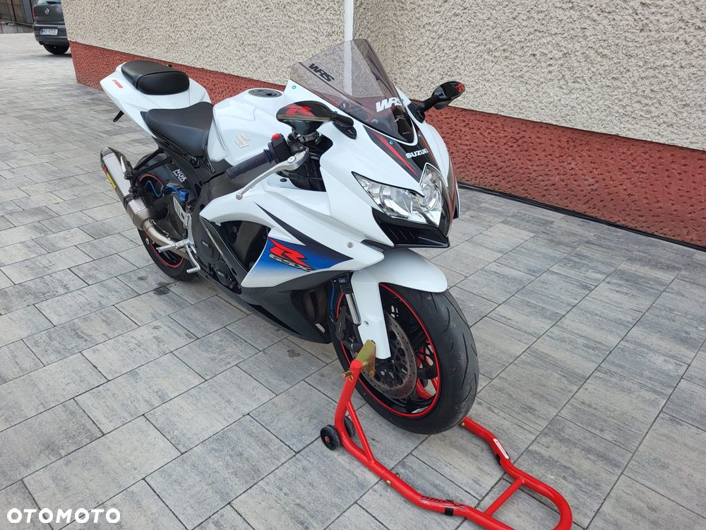Suzuki GSX-R - 1