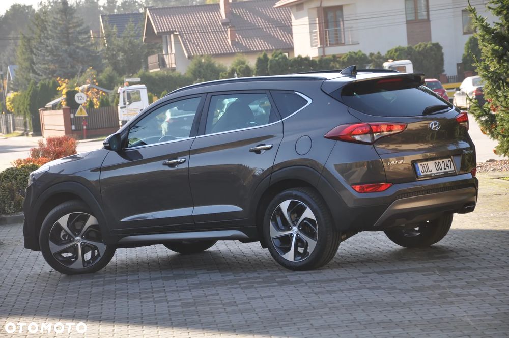 Hyundai Tucson 2.0 CRDI 2WD Style - 21