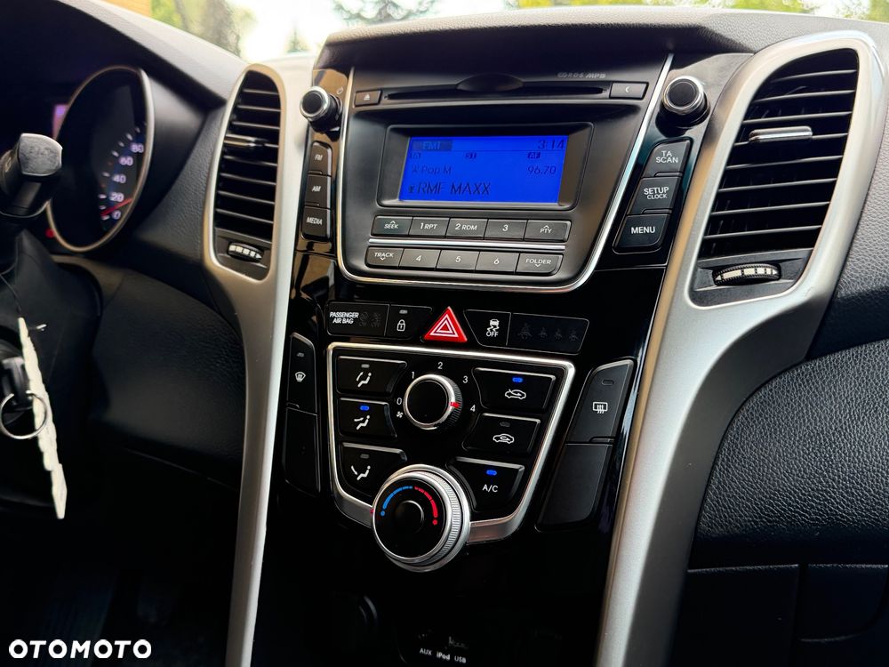 Hyundai i30 1.4 Premium - 28