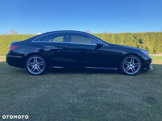Mercedes-Benz Klasa E 400 4Matic 9G-TRONIC 25th Anniversary Edition - 6